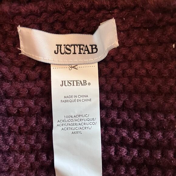 Plum knit Infinity Scarf - Picture 5 of 5